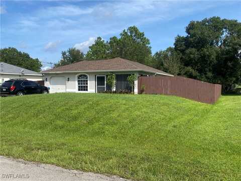 2812 50th Street W, Lehigh Acres, FL 33971