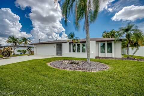 546 SE 33rd Terrace, Cape Coral, FL 33904