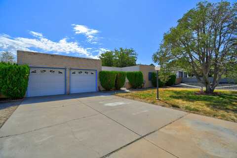 3224 MAY Circle SE, Rio Rancho, NM 87124