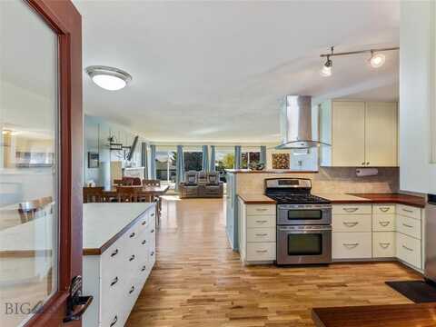 325 W Summit, Livingston, MT 59047