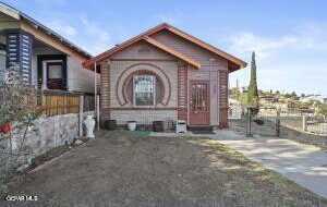 2227 Copper Avenue, El Paso, TX 79930