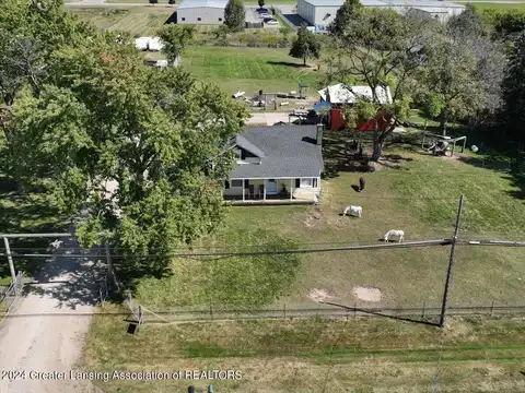 13862 Hartel Road, Grand Ledge, MI 48837