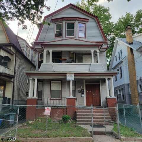 31 Cedar Ave, Newark, NJ 07106