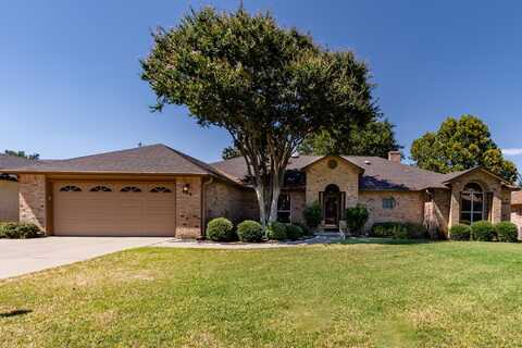 204 Meadowlakes Drive, Meadowlakes, TX 78654