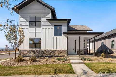 733 Campfire Dr, Fort Collins, CO 80524