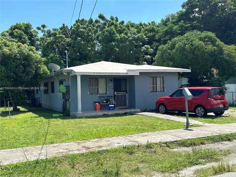 10370 SW 174th Ter, Miami, FL 33157