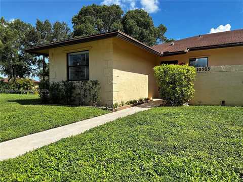 10905 NW 29th Pl, Sunrise, FL 33322