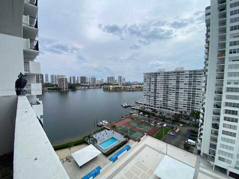 2780 NE 183rd St, Aventura, FL 33160