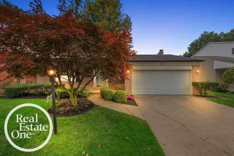 1501 Yorktown, Grosse Pointe Woods, MI 48236