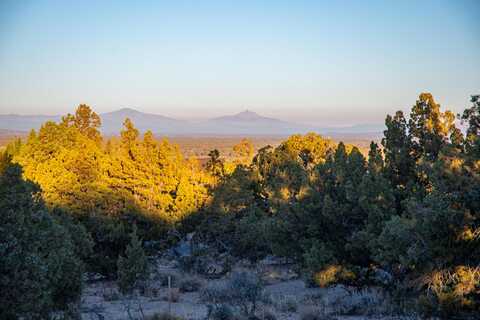 SW Vaqueros-Lot 8 Way, Powell Butte, OR 97753