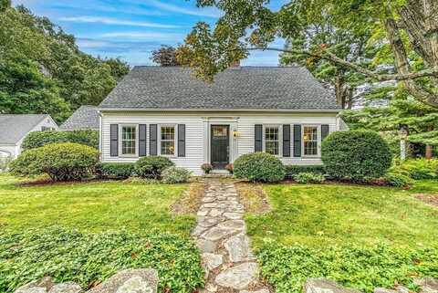 16 Fisher St, Westborough, MA 01581