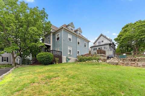 19 Summit Ave, Lynn, MA 01902