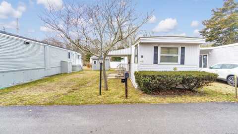 620 Montauk Highway, Westhampton Beach, NY 11978