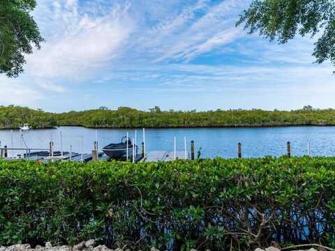 242 Newport, NAPLES, FL 34114