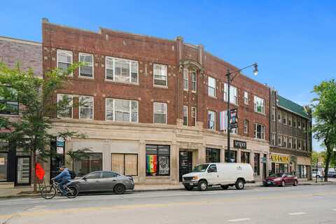 3914 N Broadway Street, Chicago, IL 60613