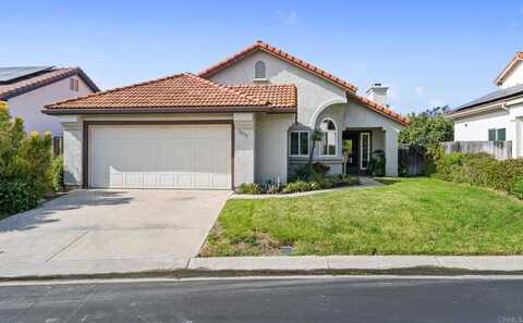 2075 Paseo De Anza, Vista, CA 92084