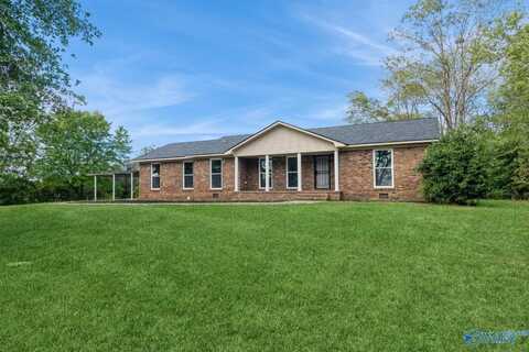 227 County Road 530, Scottsboro, AL 35768