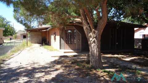 507 S 3rd, Loving, NM 88256