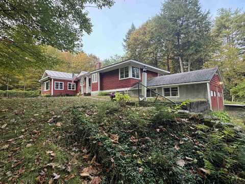 19 Rock Pine Drive, Thetford, VT 05043