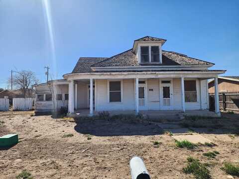 709 S Cypress St, Pecos, TX 79772