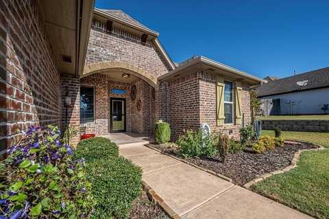 324 Wagon Trail, Guthrie, OK 73044