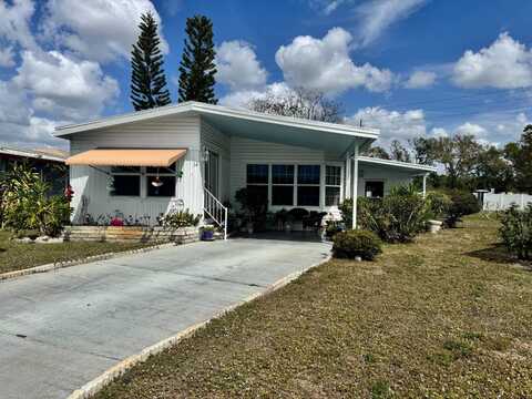 4530 9th Street East, Bradenton, FL 34203