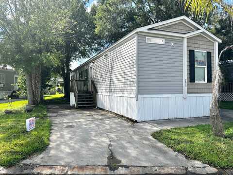 7013 Hudson River Dr, Tampa, FL 33619