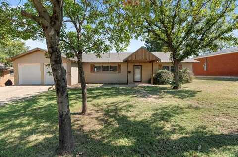 1611 Indian Hills, Big Spring, TX 79720