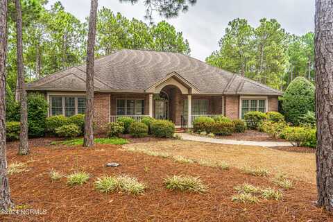 5 Augusta Drive, Southern Pines, NC 28387