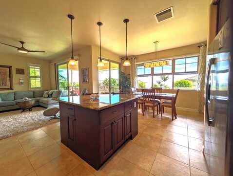 68 Awela Cir, Wailuku, HI 96793