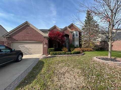 49100 RUNNING TROUT Lane, Northville, MI 48168