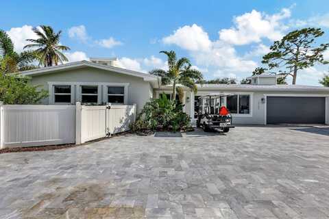 3902 SE Coquina Drive, Stuart, FL 34997