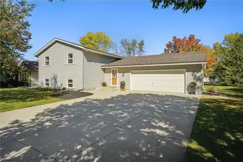 625 1st Street E, Glencoe, MN 55336