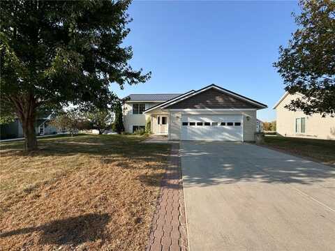 220 Spruce Street, Paynesville, MN 56362