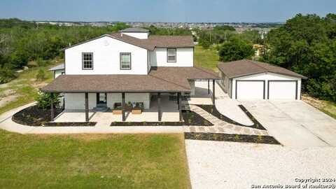 471 County Road 387, San Antonio, TX 78253