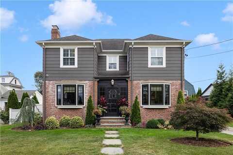 11 Harbour Terrace, Cranston, RI 02905