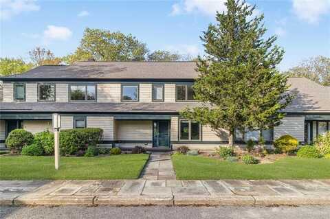 8 Meadowbrook Way, Narragansett, RI 02882