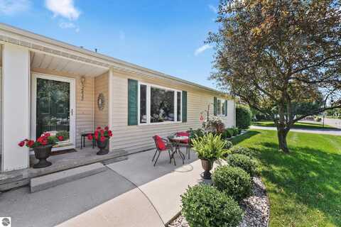 2832 Emerald Bluffs, Traverse City, MI 49684