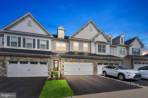 67 PARRY WAY, IVYLAND, PA 18974