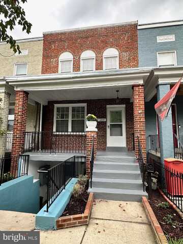 204 16TH STREET SE, WASHINGTON, DC 20003