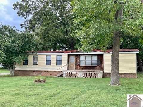 702 3rd Street, Hazel, KY 42049