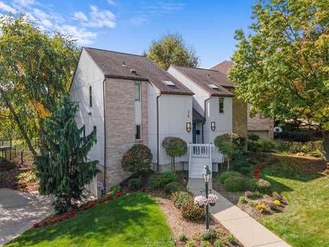 36 Rosemont Ln, Squirrel Hill, PA 15217