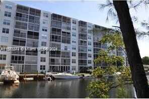 3660 NE 166th St, North Miami Beach, FL 33160