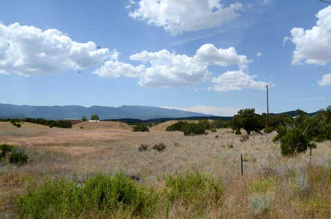 Mountain Valley, SANDIA PARK, NM 87047