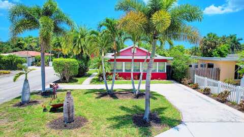 13Th, Lake Worth, FL 33460