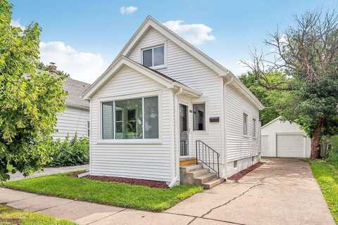 51St, MILWAUKEE, WI 53218