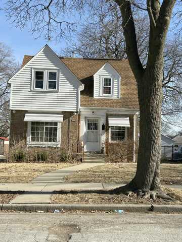 46Th, MILWAUKEE, WI 53216