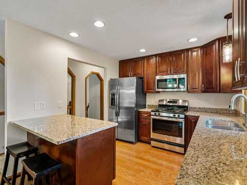 Sycamore, MINNEAPOLIS, MN 55441