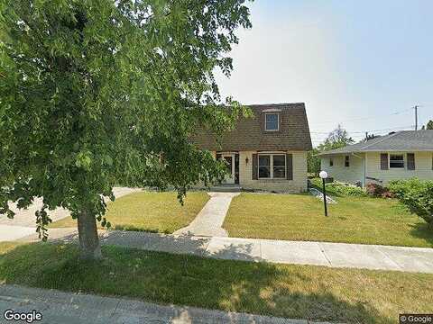 Van Buren, KENOSHA, WI 53142