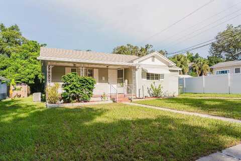 Dakota, LAKELAND, FL 33803